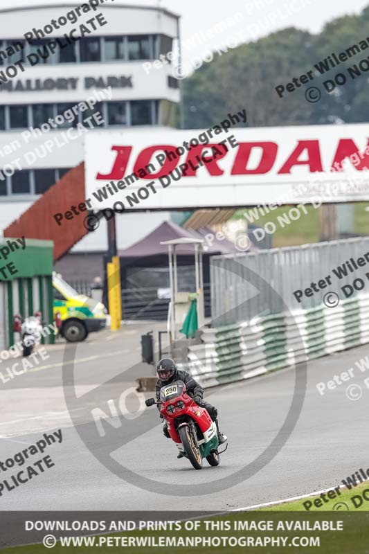 Vintage motorcycle club;eventdigitalimages;mallory park;mallory park trackday photographs;no limits trackdays;peter wileman photography;trackday digital images;trackday photos;vmcc festival 1000 bikes photographs